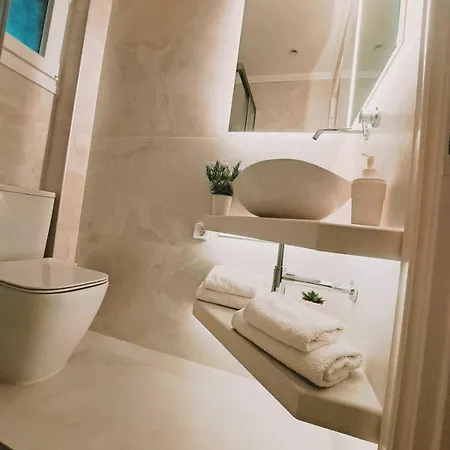 Kormos Aparthotel Kávos